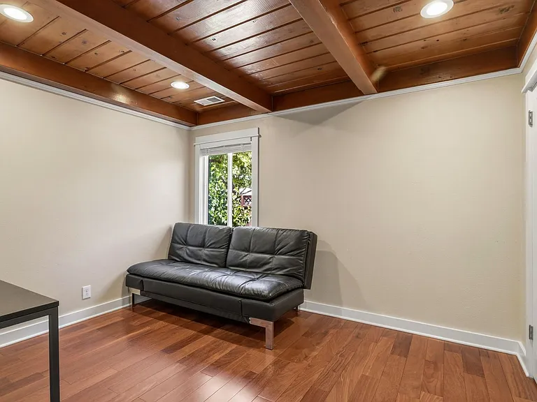 599 Borregas Ave — Photo 56