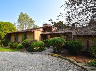 7203 Bethel Hills Dr, Saline, MI 48176