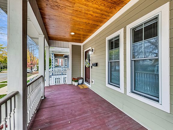 3rd image of 156 Lathrop Ave