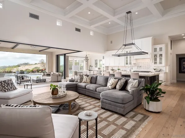 14830 Encendido, San Diego, CA 92127