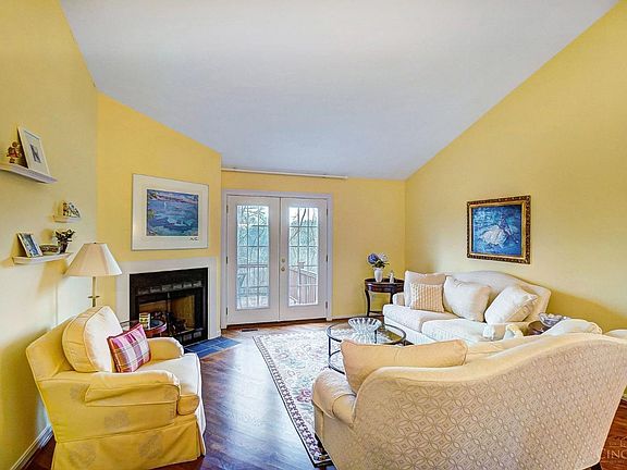 5th image of 5590 Windridge Dr