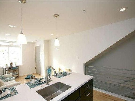 4th image of 843 N 16th St #1