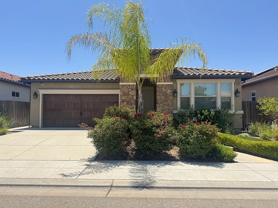 1865 E Bella Rosa Ave