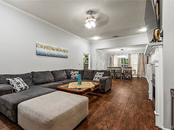 4th image of 4508 1st Ave