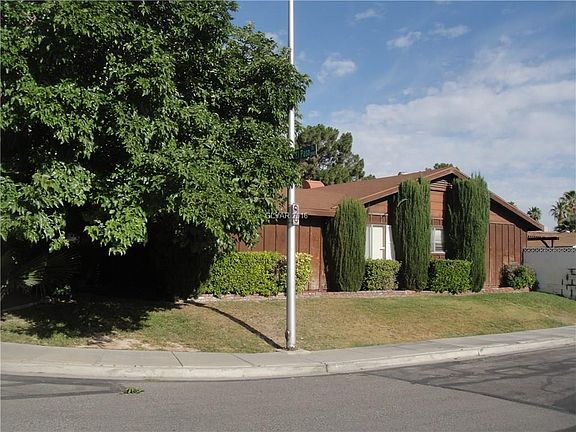 4th image of 3924 El Paso Dr