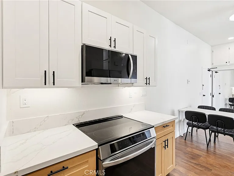 8328 Regents Rd #1F — Photo 12