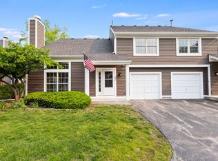 1394 N Knollwood Dr #D5, Palatine, IL 60067