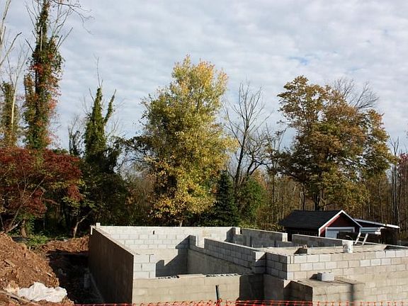 FOUNDATION IS IN 10/18/2011!