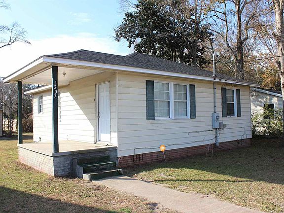 3rd image of 1207 Grandview St