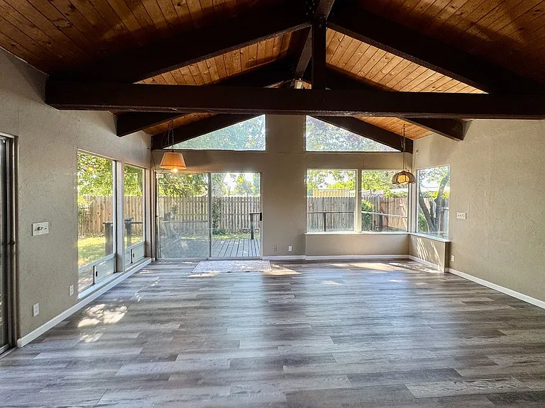 2614 Aramon Dr — Photo 19