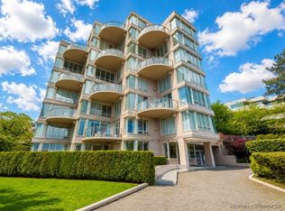 2243 Bellevue Ave #1, West Vancouver, BC V7V 1C5