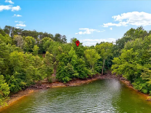 2005 Tahlequah Ln, Mooresburg, TN 37811
