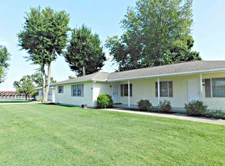 723 E Eisenhower Ln, Haubstadt, IN 47639