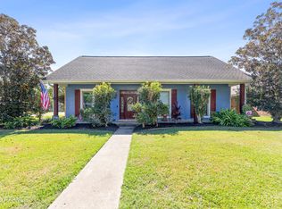 103 Revere Dr, Youngsville, LA 70592