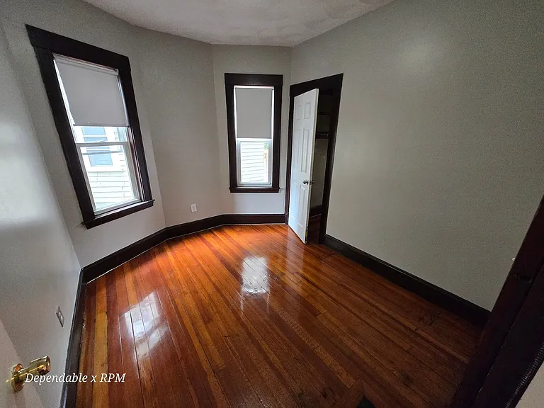 6 Althea St #1 — Photo 10