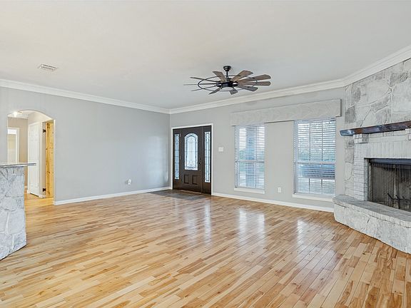 4th image of 171 Chestnut Rd