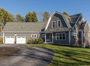 7 Harbor Side Dr, York, ME 03909