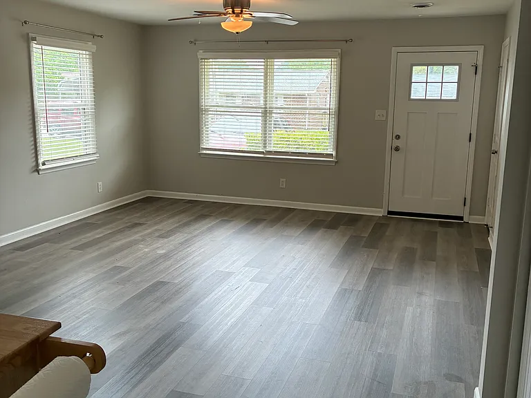 1008 Ancroft Ave — Photo 4