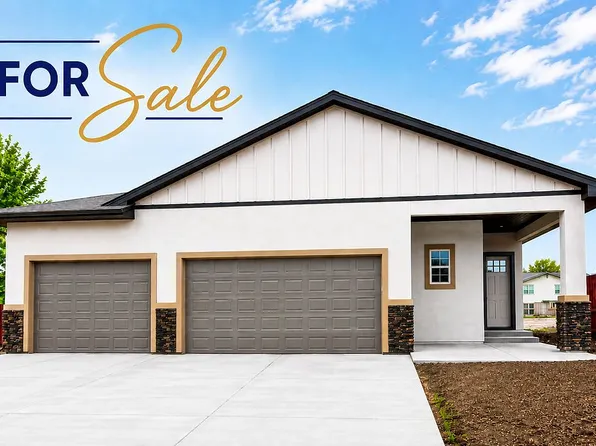 175 S Wiggins Dr, Pueblo West, CO 81007