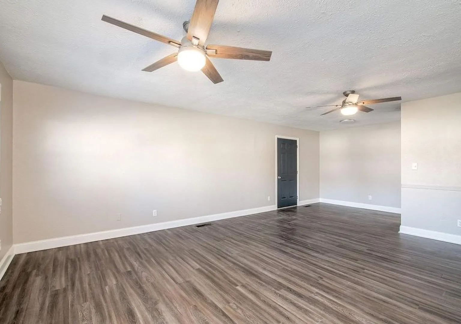 Newly Remodeled 3 Bedroom Ranch with 2 Full Baths — Photo 2