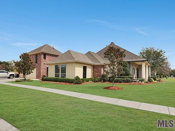 3rd image of 3146 Silver Sand Dr