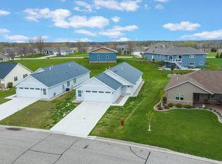 710 Westland Ln, New London, MN 56273