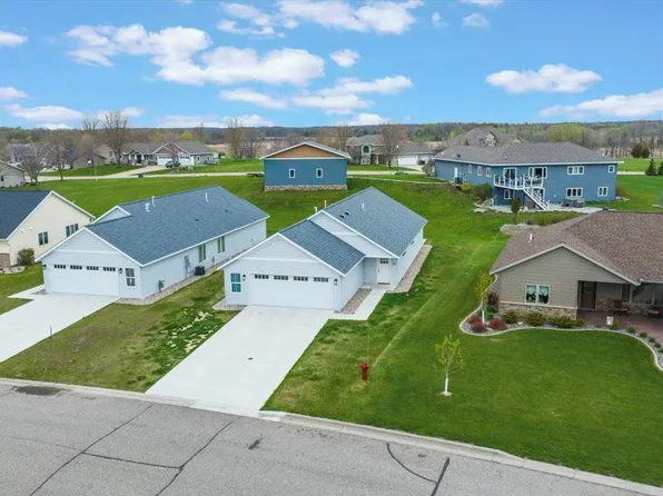 710 Westland Ln, New London, MN 56273