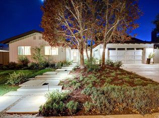 239 Hill Pl, Costa Mesa, CA 92627