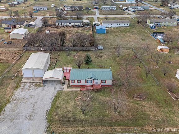 3rd image of 14022 S Crestview Rd