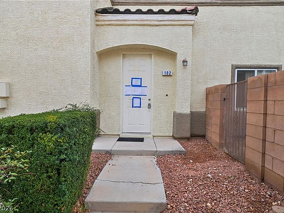 2nd image of 4008 Smokey Fog Ave #3