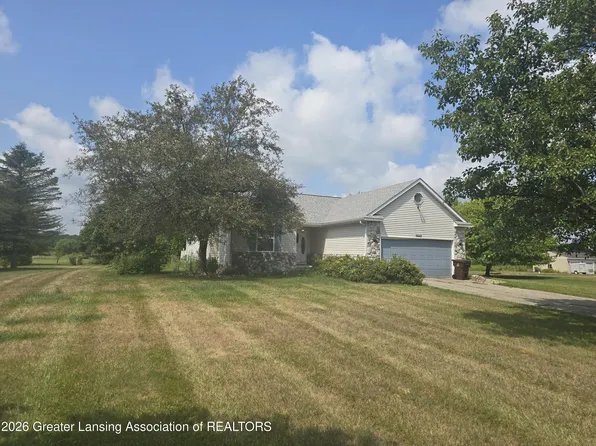 5243 Jamerlea Ln, Fowlerville, MI 48836