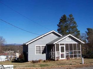 113 Jones St, Pickens, SC 29671