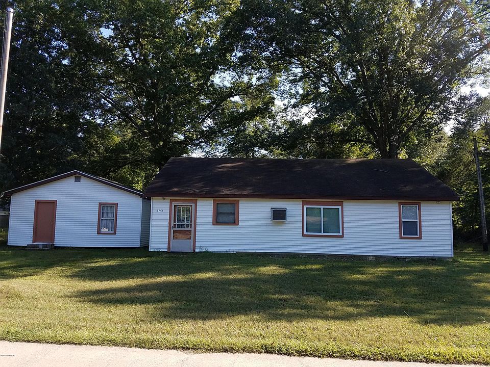 1st image of 3755 Hopkins Ln