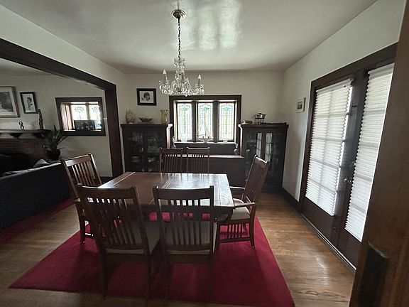 3rd image of 9432 S Pleasant Ave