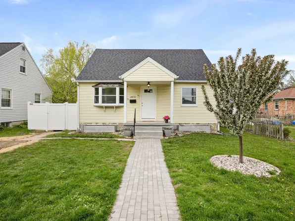 2830 Hoard St, Madison, WI 53704