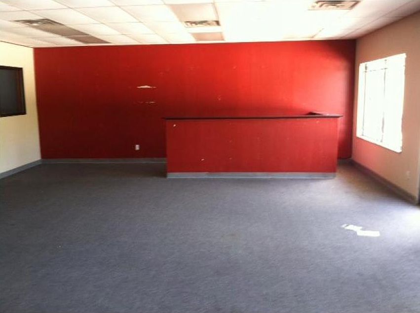 2nd image of 5775 S Lakeshore Dr