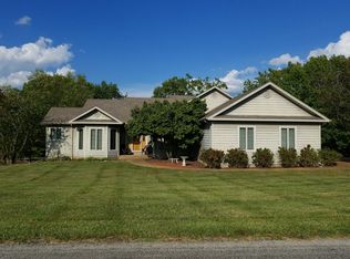 1405 Stacey Ln, Linn, MO 65051