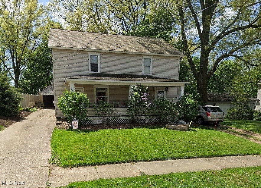 1st image of 671 E Euclid Ave