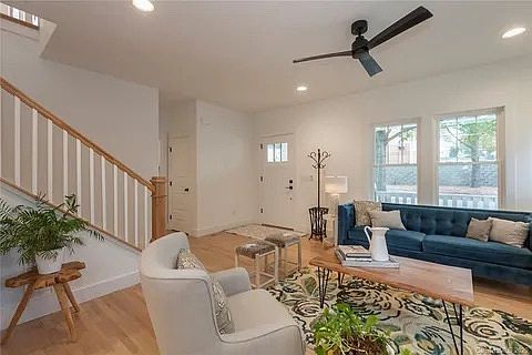 5th image of 1801 Rush Wind Dr
