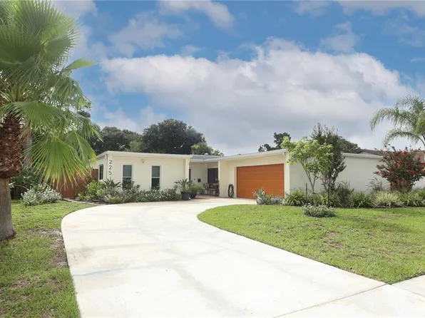 225 Doverwood Rd, Fern Park, FL 32730