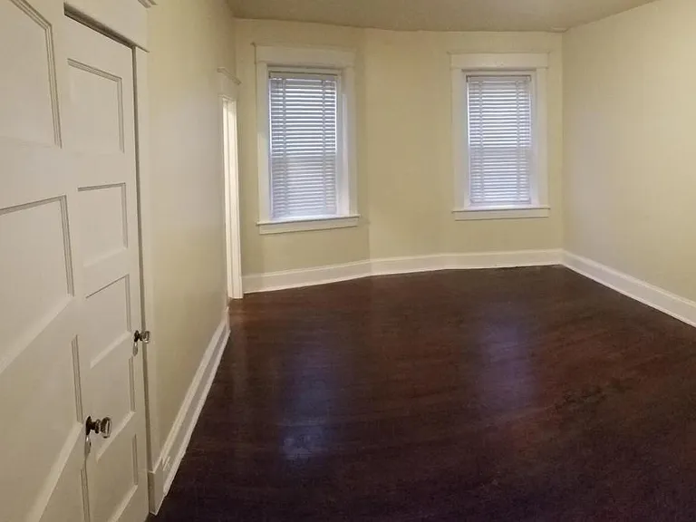 1009 Brandon Ave #6 — Photo 4