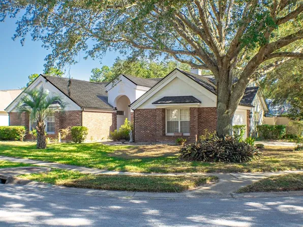 601 Shady Point Way, Deland, FL 32724