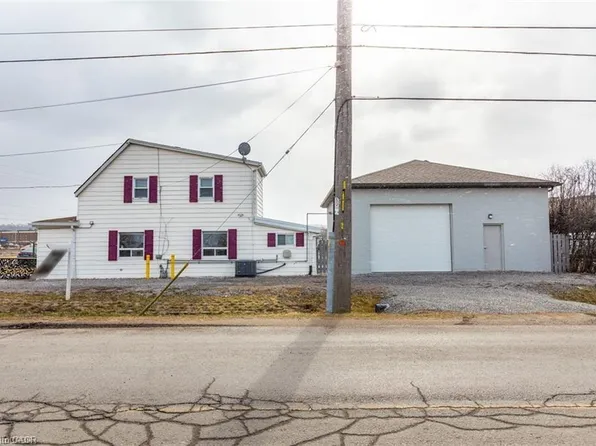 355 Jones Rd, Hamilton, ON L8E 5N2