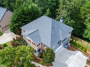 518 Crested Hawk Rdg, Canton, GA 30114