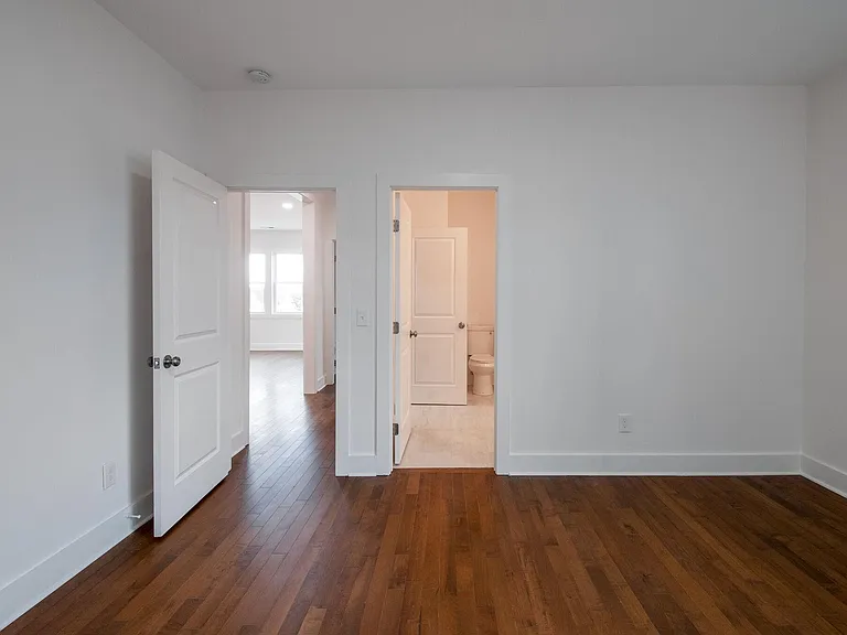1116 N 5th St — Photo 12