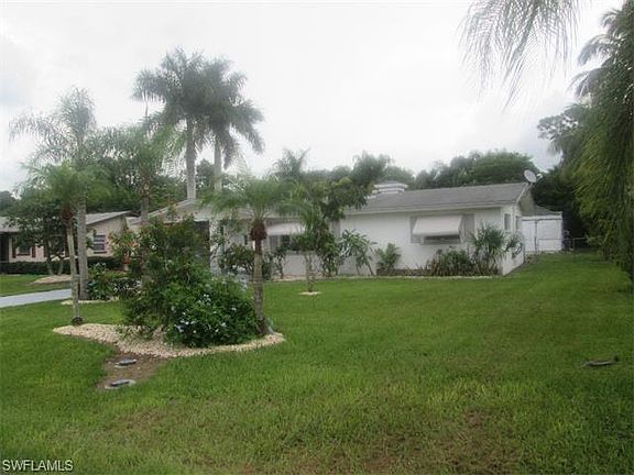 3rd image of 325 Rosemont Dr