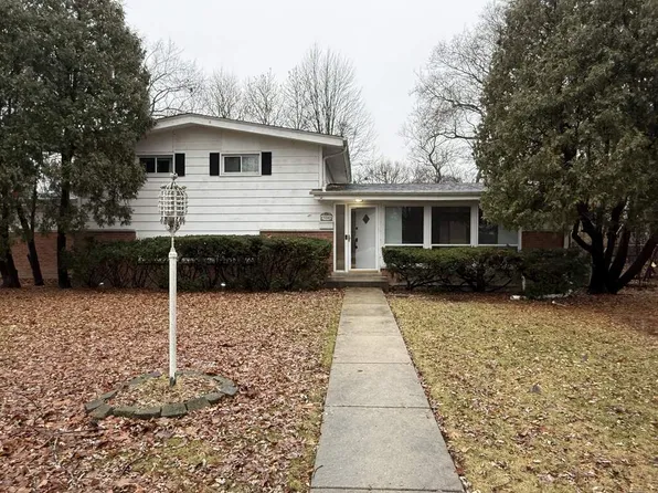 9200 Avers Ave, Evanston, IL 60203