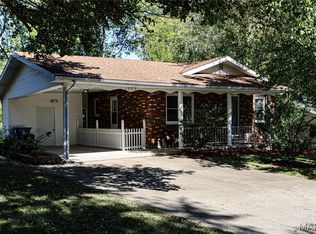 1906 Yale Dr, Scott City, MO 63780