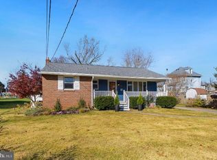 305 W Adams Ave, Magnolia, NJ 08049