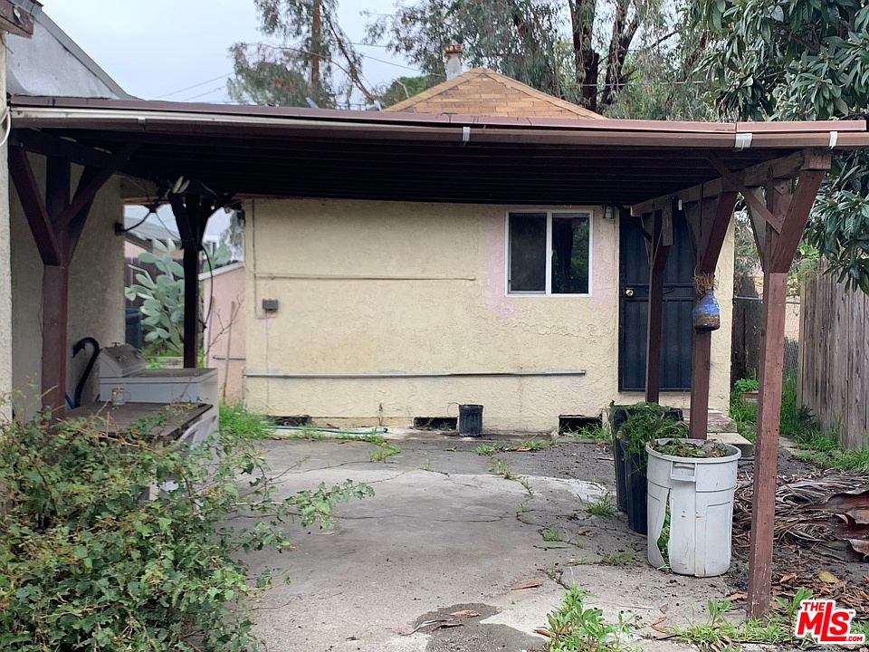 1st image of 1030 N Dalton Ave